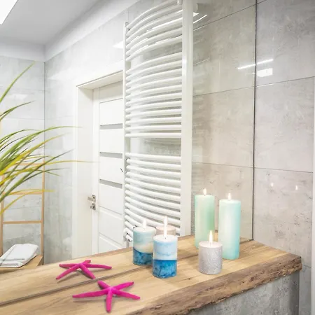 Easy Platinum By The Sea Apartment